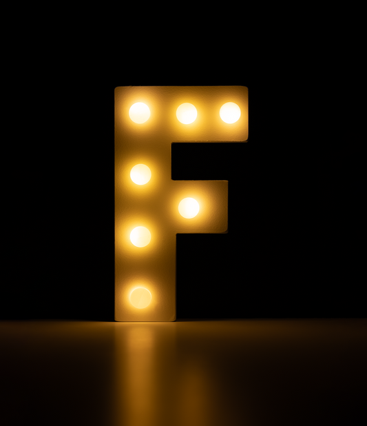 Licht Letter F