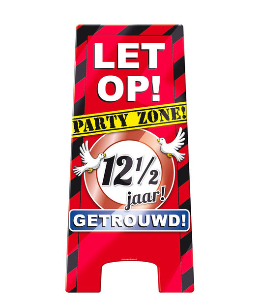Warning sign 12 en een half jaar getrouwd