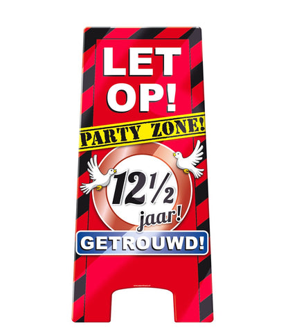Warning sign 12 en een half jaar getrouwd