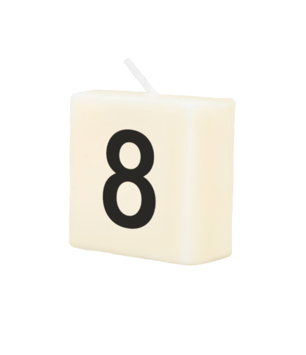 Cijferkaarsje 8